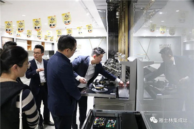 紹興市統計局副局長曹繪宏一行調研雅士林集成灶，助力企業市場高質量發展